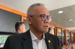 Jokowi Ketum PSI? PDIP Pilih Netral!