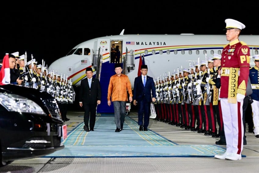 Prabowo-Anwar Ibrahim Bertemu: Bahas Apa?