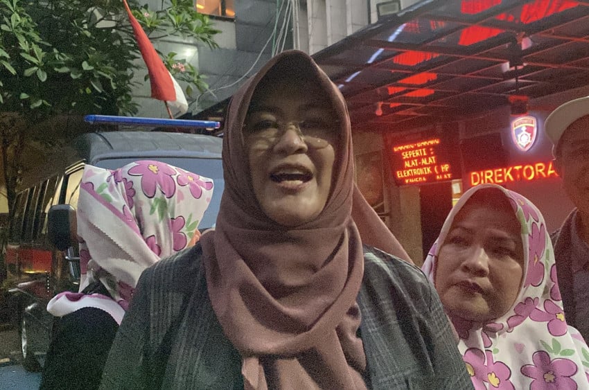 79 Pertanyaan Mengguncang Dokter Tifa! 1 79 Pertanyaan Mengguncang Dokter Tifa!