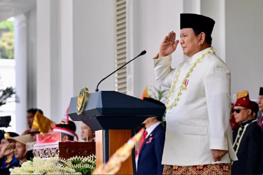 Prabowo Pakai Melati, Ada Pesan Tersembunyi?