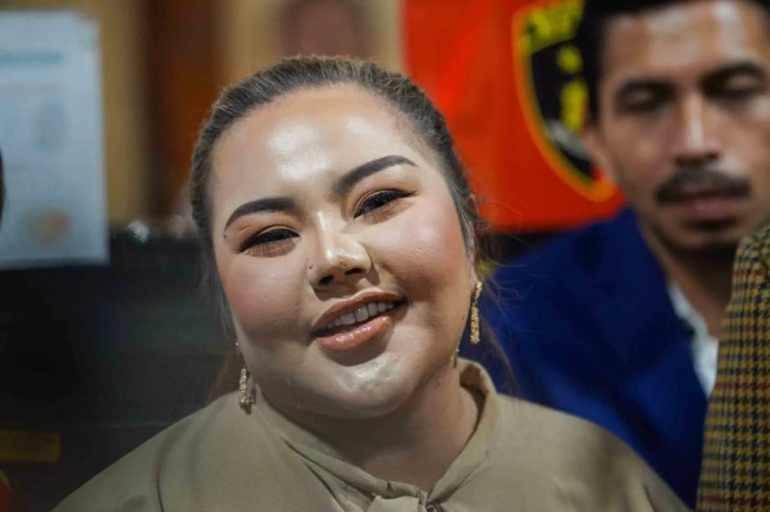 Selebgram Lisa Mariana Diperiksa Hari Ini! Kasus Pencemaran Nama Baik Ridwan Kamil Memanas 1 Selebgram Lisa Mariana Diperiksa Hari Ini! Kasus Pencemaran Nama Baik Ridwan Kamil Memanas