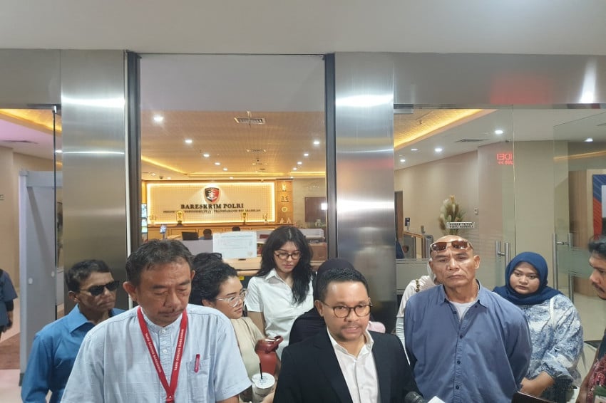 Heboh! Laras Faizati Buka Suara Soal Ajakan Bakar Mabes Polri 1 Heboh! Laras Faizati Buka Suara Soal Ajakan Bakar Mabes Polri