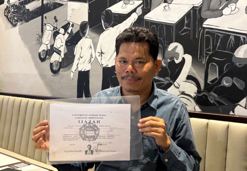 Ijazah Jokowi di Tangan, Roy Suryo Ikut Nimbrung! 1 Ijazah Jokowi di Tangan, Roy Suryo Ikut Nimbrung!