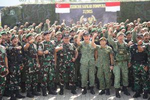 Tajuk Utama: TNI AD dan SAF Unjuk Gigi, Latihan Tempur Digelar!