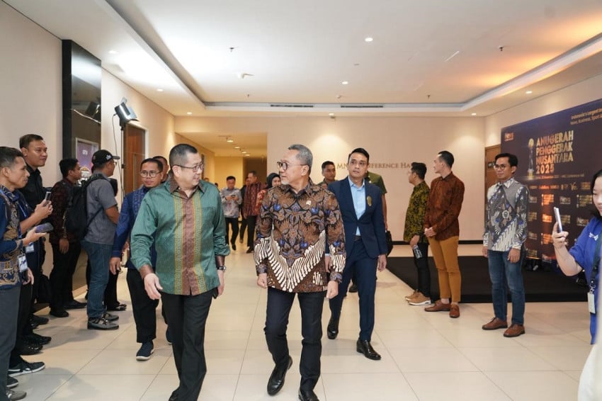 Zulhas dan Hary Tanoe Hadiri Anugerah Penggerak Nusantara 1 Zulhas dan Hary Tanoe Hadiri Anugerah Penggerak Nusantara