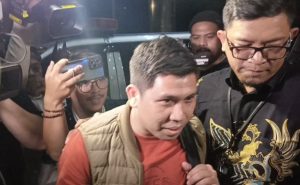 Gubernur Riau Tersandung? Orang Dekat Merapat ke KPK!