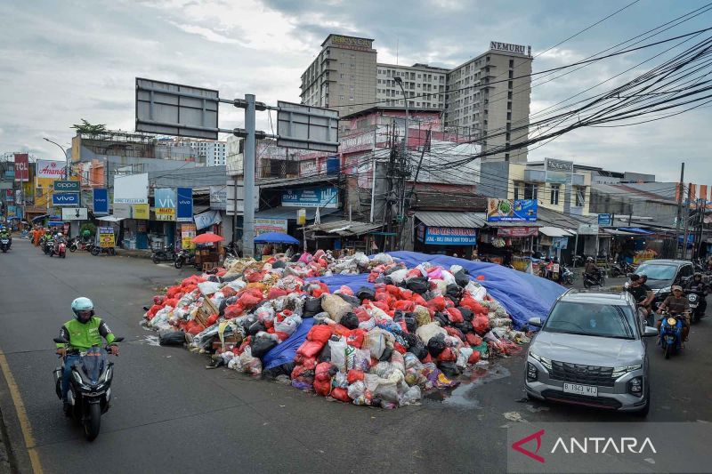 Darurat Sampah Tangsel: Warga Terancam, Pemkot Ambil Langkah Drastis! 1 Darurat Sampah Tangsel: Warga Terancam, Pemkot Ambil Langkah Drastis!