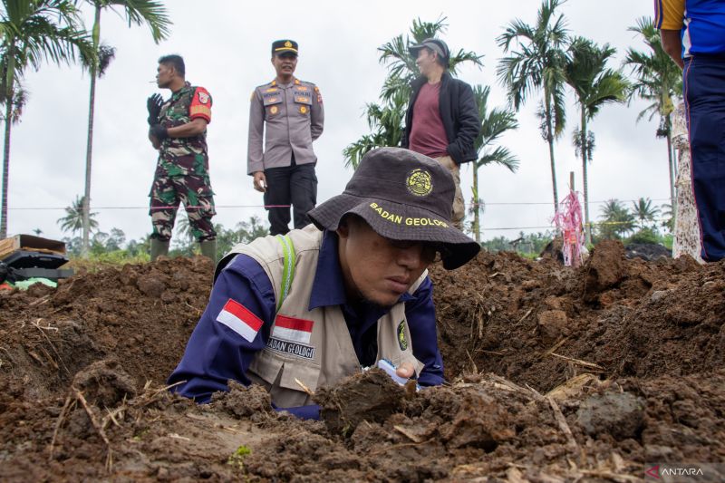 Air Sinkhole Limapuluh Kota: Antara Harapan dan Bahaya Mitos!