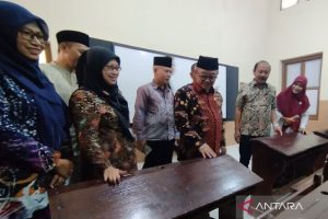 Revolusi Belajar: Papan Interaktif Ubah Wajah Pendidikan!