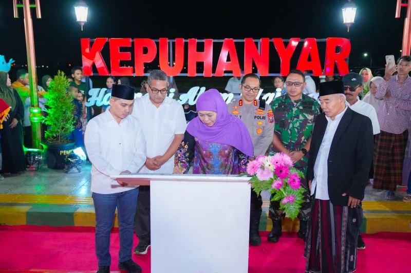 Sulap Kumuh Jadi Berkah: Khofifah Ubah Mojokerto!