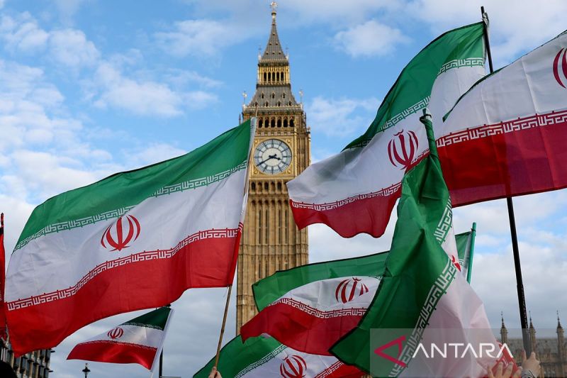 politica news 30 Iran: Simbol Berbicara, Dunia Terpana!