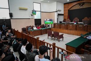 Headline: Jakarta Memanas: Drama Kriminal, Haji, AI, Mafia!