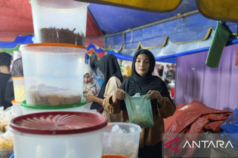 Lebaran Berkah: Kue Banjir Rezeki Penyintas Aceh Timur