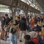 Mudik Naik Kereta: Selamatkan Bumi, Hemat Emisi!
