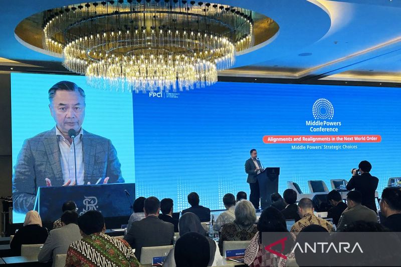 Prabowo Diminta Fokus ASEAN, Ada Apa?