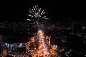 politica news 7 Ambon Bergelora Konvoi Oranye Rayakan Pesta Gol