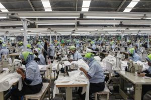 Investasi Padat Karya: Ancaman Bagi Teknologi?