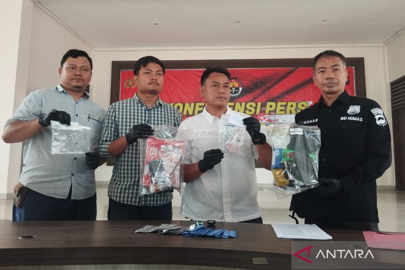 politica news 4 Terbongkar Modus Licik Penjual Es Teh Sabu