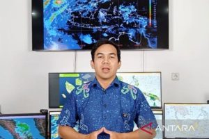 BMKG Sumut Siaga Hujan Deras dan Gelombang Tinggi
