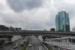 Jakarta Diselimuti Awan Tebal Siap Siap Perubahan