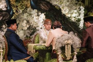 politica news 6 AI Hadirkan Mendiang Orang Tua di Nikah Kasespri