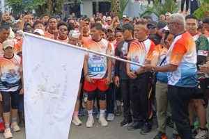 Mimika Heboh Ratusan Pelari Meriahkan HUT RI