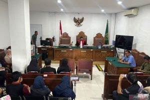ROY SURYO MENANG LAGI KEMENKEU WAJIB BAYAR