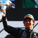 politicanews.id -  Sirkuit Monza Italia menjadi saksi bisu kebangkitan luar biasa Andrea Kimi Antonelli. Pembalap muda Mercedes ini sukses merengkuh kemenangan ketujuhnya di Formula 1 musim 2026. Yang lebih mengejutkan Antonelli memulai balapan dari posisi ke-19 akibat penalti mesin namun berhasil finis terdepan.