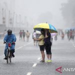 Bukan Hujan Tapi Ini Penyebab Badan Demam