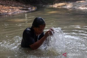 politica news 12 Jangan Kaget Ini Efek Mandi Saat Tubuh Basah Keringat