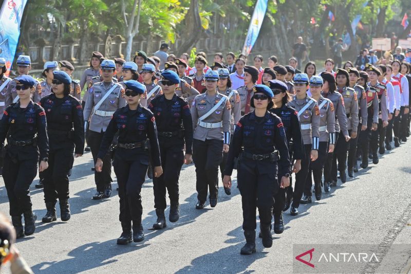 Polwan Guncang Polri Tragedi Gizi Hebohkan Kendari