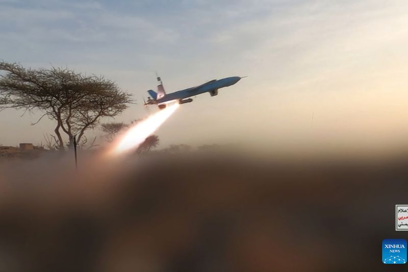 Rudal Houthi Nyaris Hantam Kota Khamis Mushait