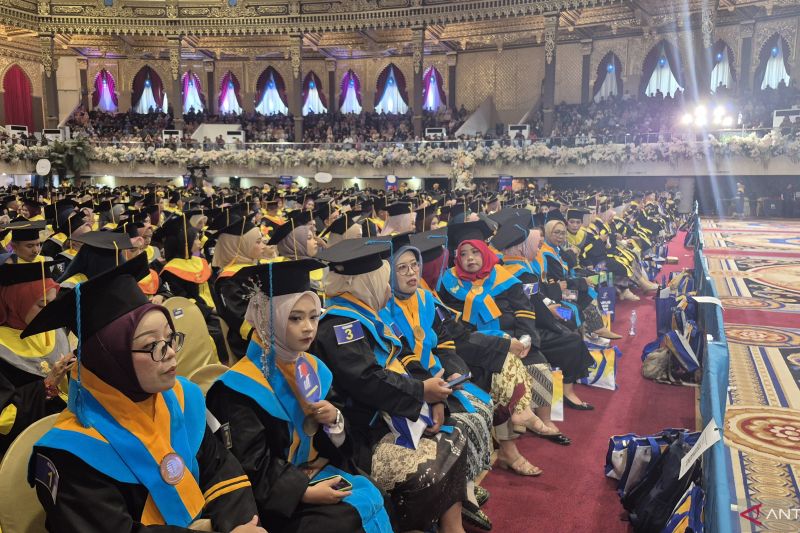 Target Ambisius Satu Juta Mahasiswa UT
