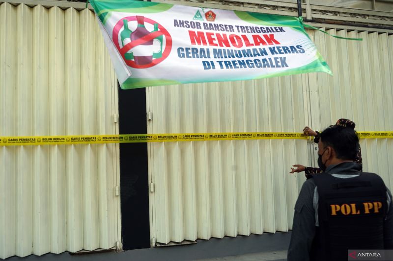 Gerai Miras di Trenggalek Disegel Usai Didemo