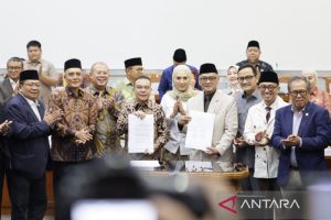 politica news 5 Biaya Haji 2027 dan Tragedi Tol Cipularang