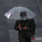 Waspada Jakarta Diguyur Hujan Sabtu Sore