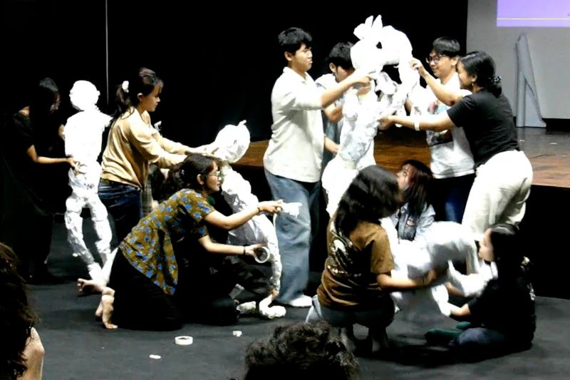 politica news 4 Rahasia Teater Boneka Perancis di Yogyakarta