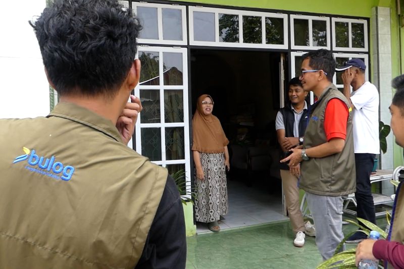 politica news 4 Bulog Sidak RPK Ambon Pastikan Beras SPHP Aman