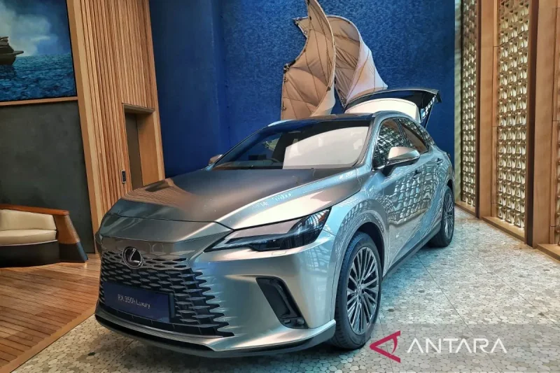 Rahasia Nama Lexus RX Terungkap ke Publik