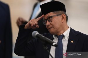politica news 6 Misi Rahasia Rocky Gerung Masuk Istana
